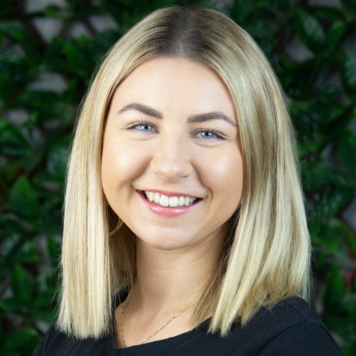 Annie Van Oirschot